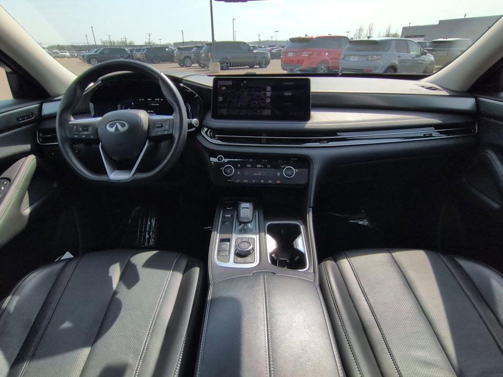 Thumbnail: 2024 INFINITI QX60 - 10
