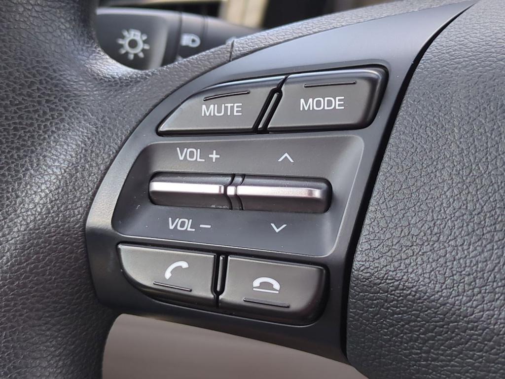 Thumbnail: 2019 Hyundai Elantra - 28