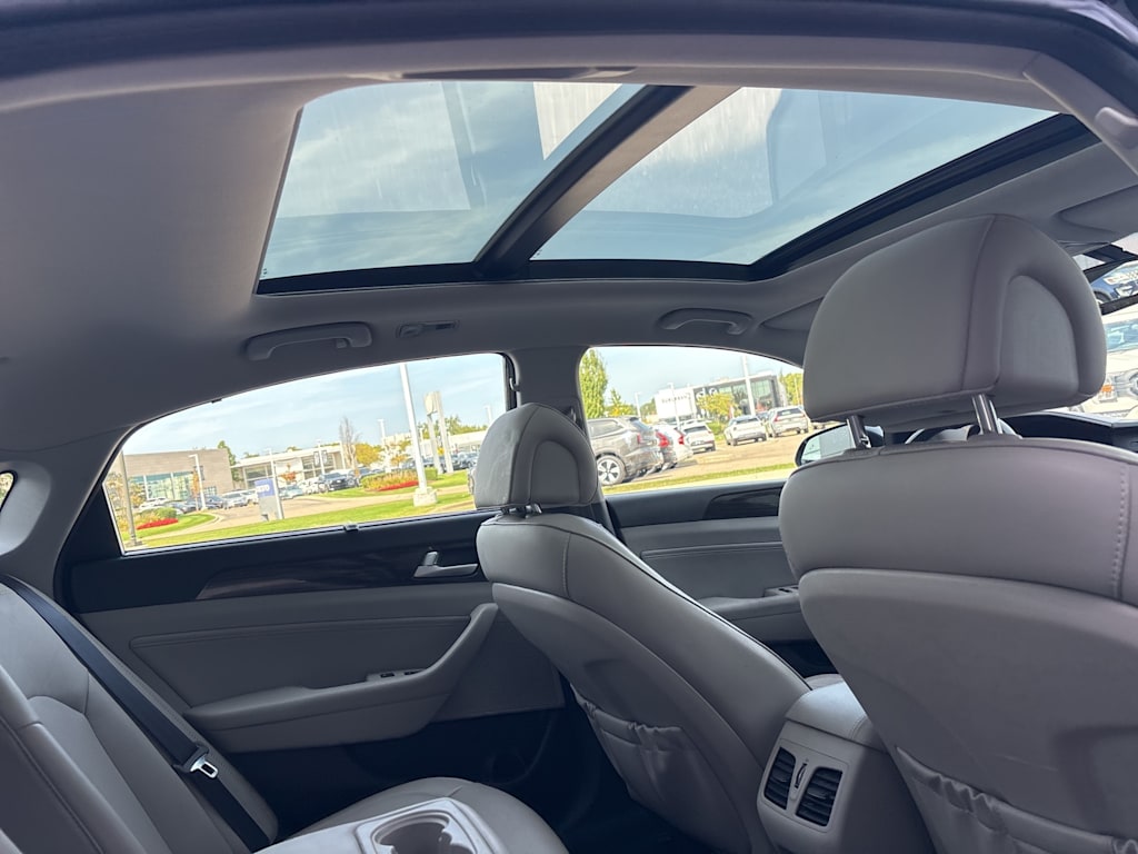 Thumbnail: 2015 Hyundai Sonata - 24