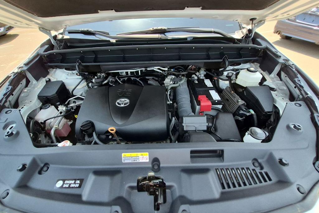 Thumbnail: 2021 Toyota Highlander - 9