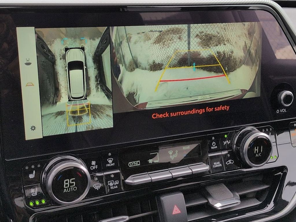 Thumbnail: 2023 Toyota Highlander - 36