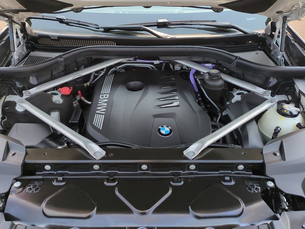 Thumbnail: 2024 BMW X7 - 9