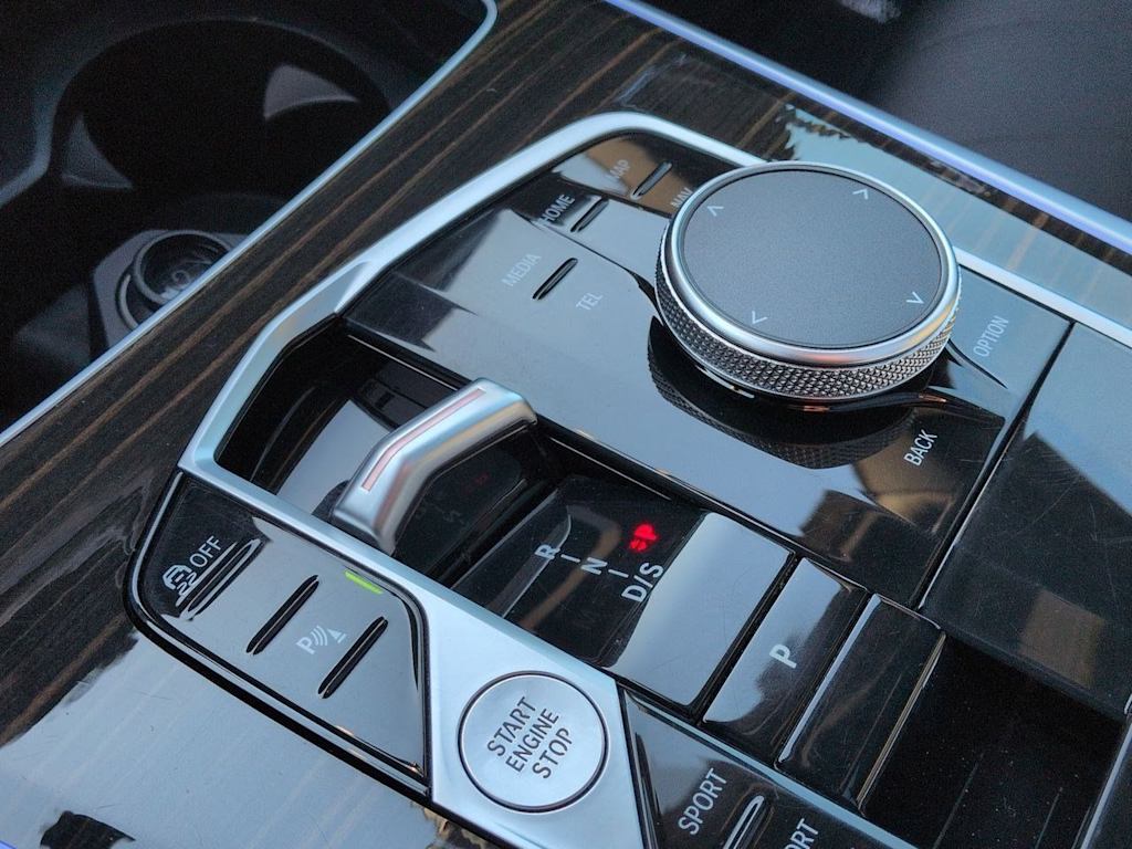 Thumbnail: 2024 BMW X5 - 15