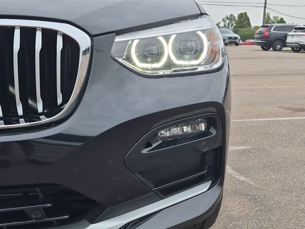 Thumbnail: 2021 BMW X4 - 25