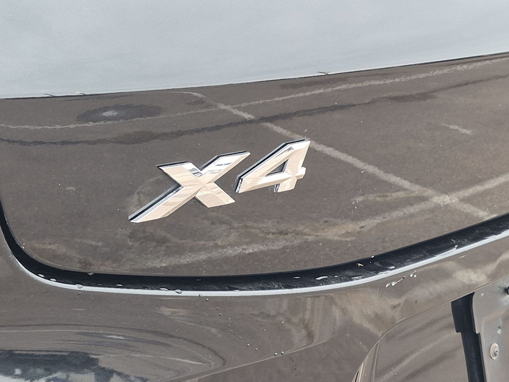 Thumbnail: 2021 BMW X4 - 26