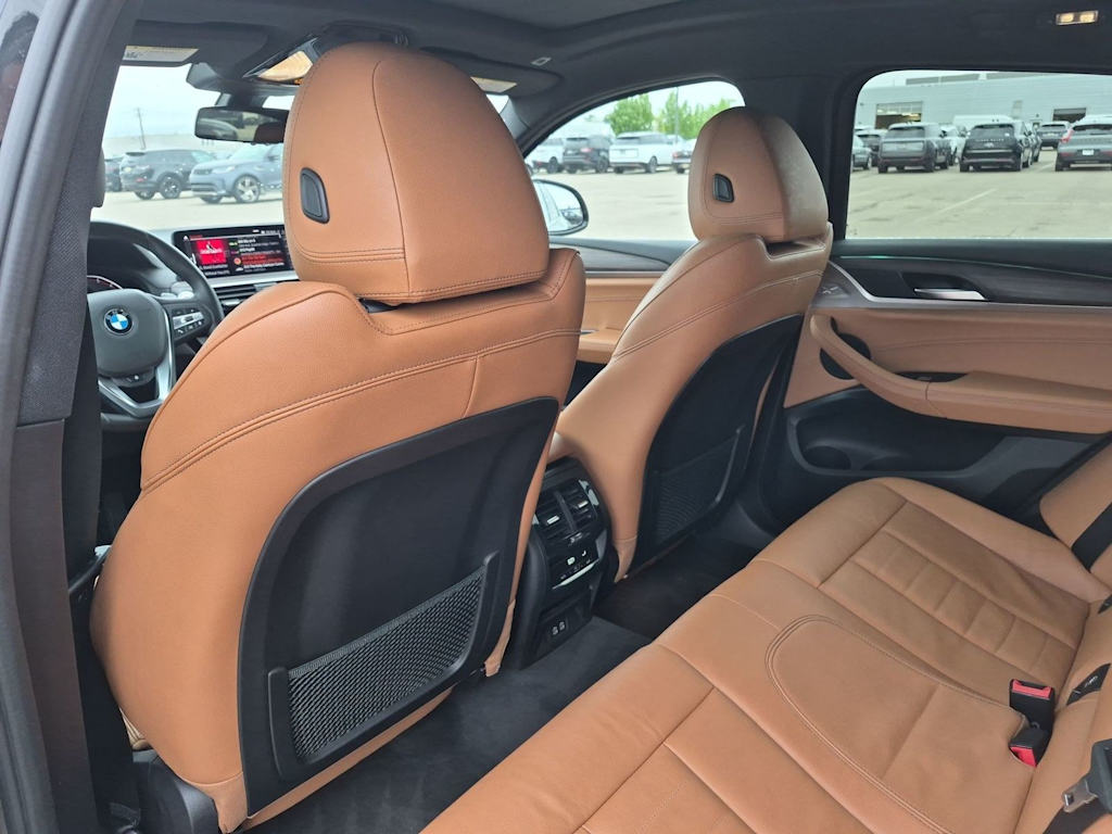 Thumbnail: 2021 BMW X4 - 13