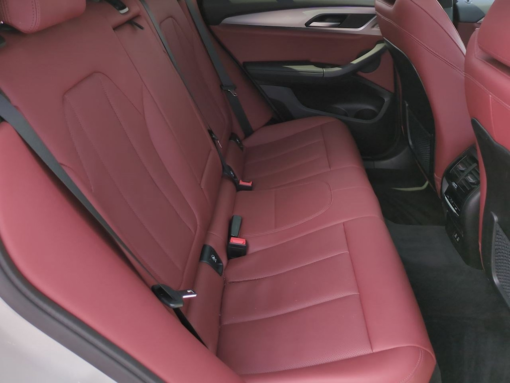 2022 BMW X4 xDrive30i 28