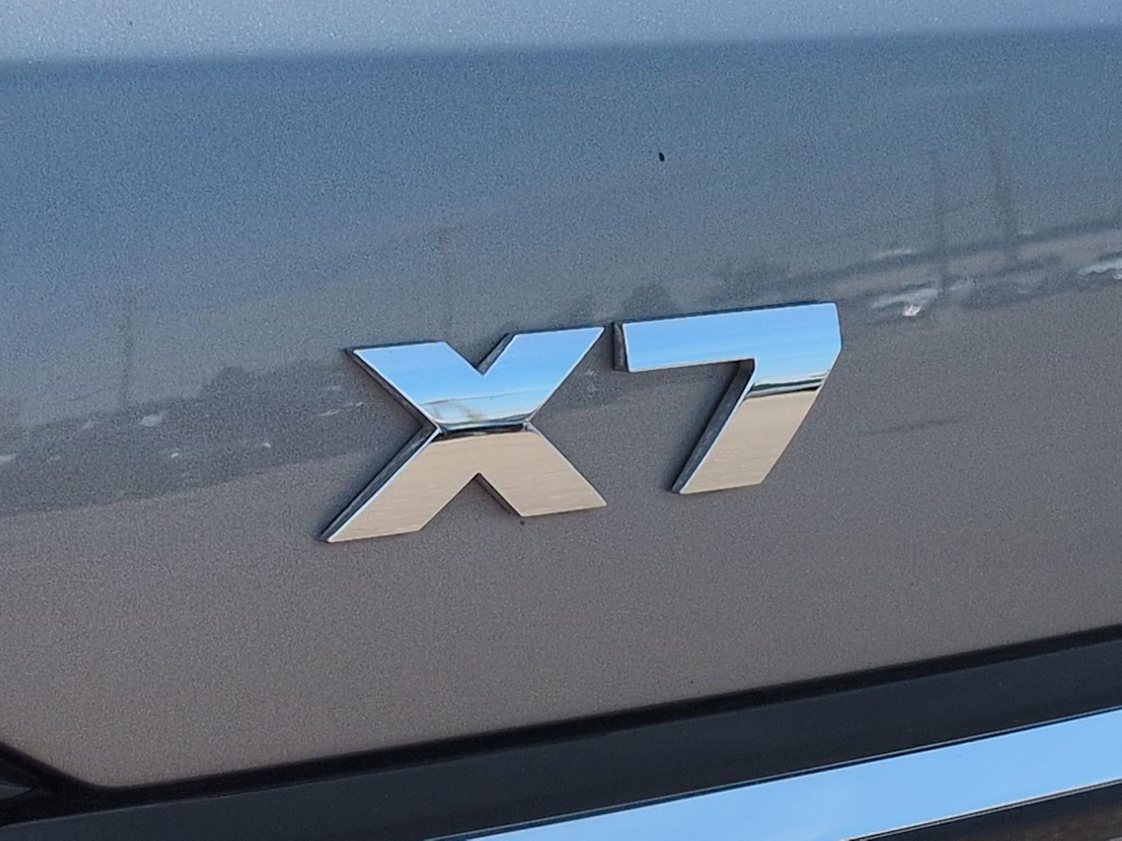 Thumbnail: 2024 BMW X7 - 7