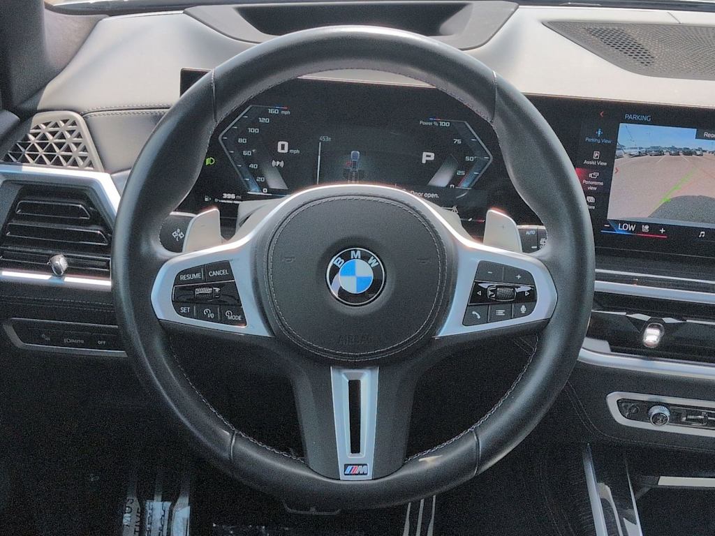 Thumbnail: 2024 BMW X7 - 14