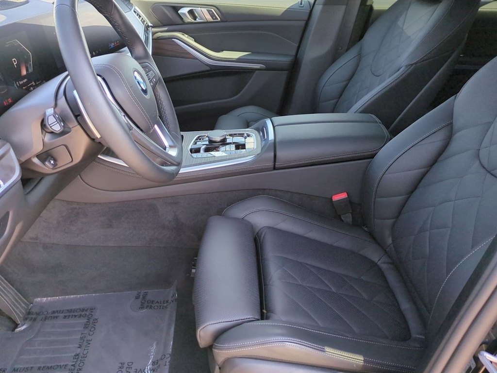Thumbnail: 2025 BMW X5 - 11