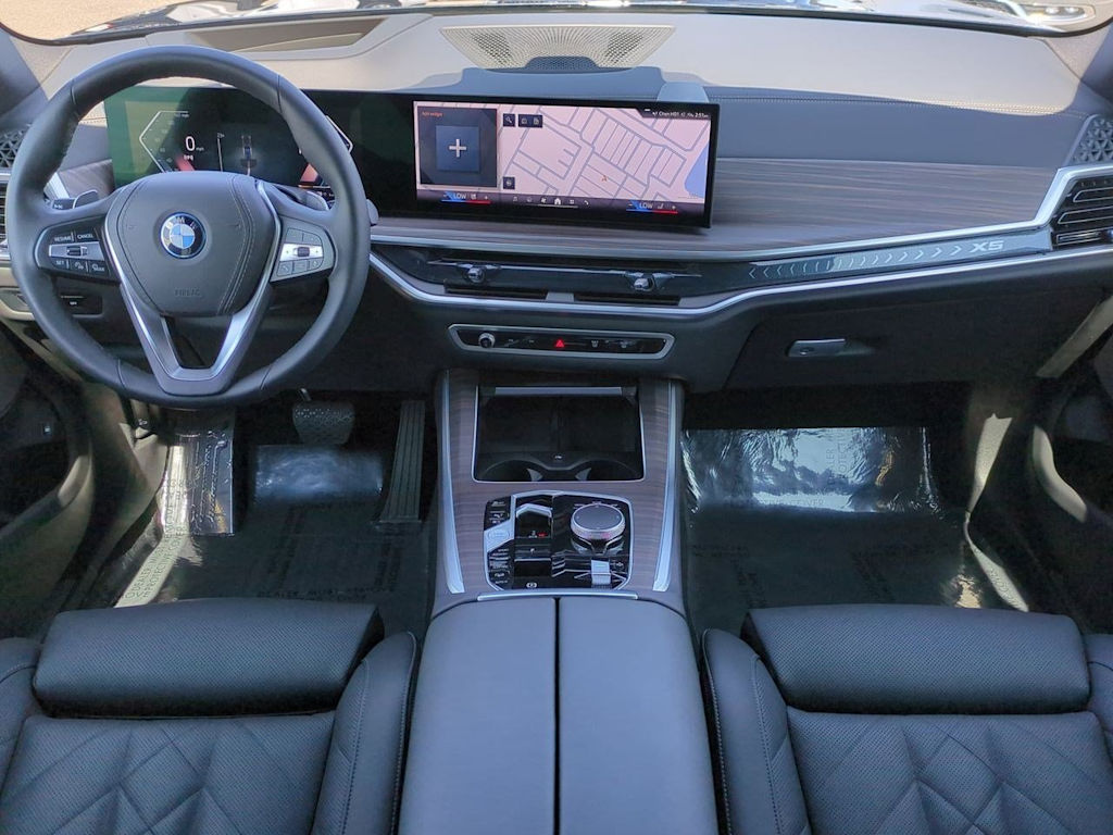 Thumbnail: 2025 BMW X5 - 10