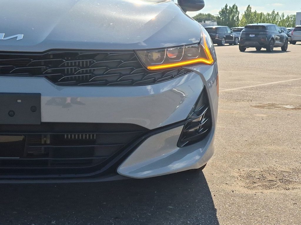Thumbnail: 2023 Kia K5 - 25