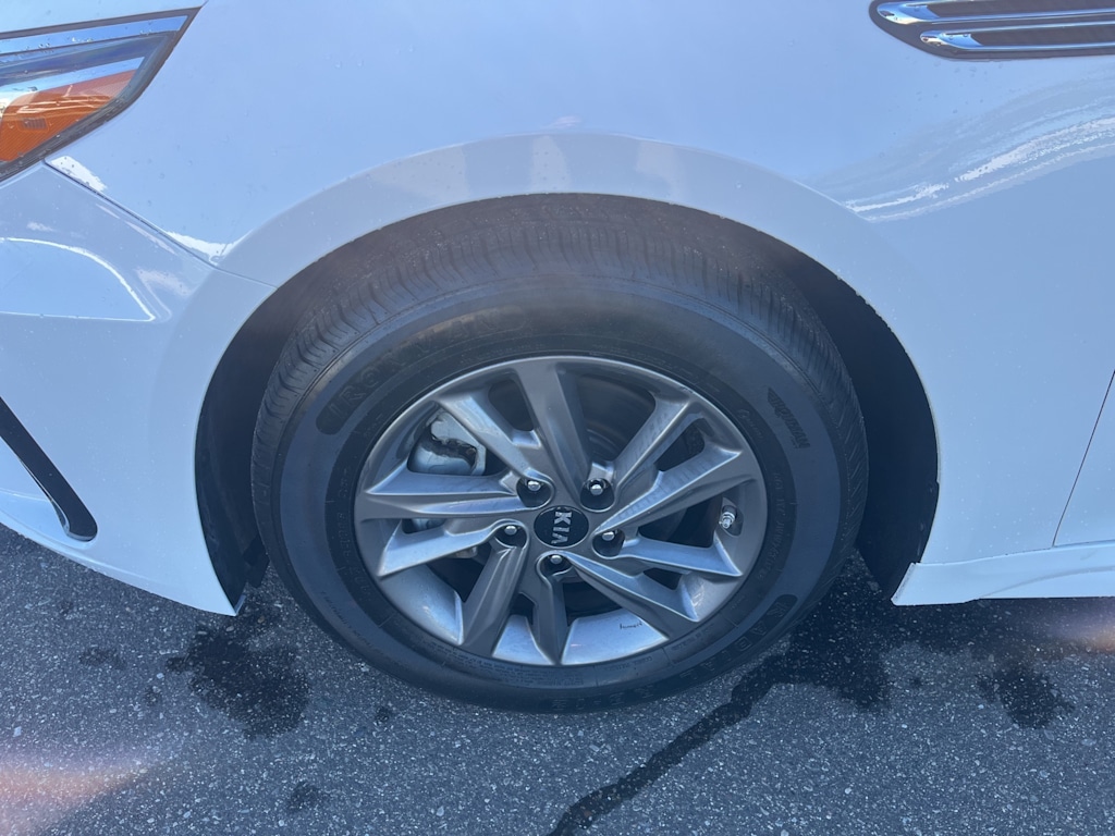 Thumbnail: 2020 Kia Optima - 6