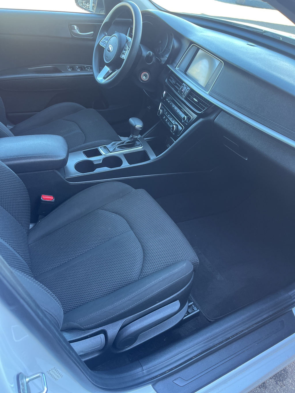 Thumbnail: 2020 Kia Optima - 7