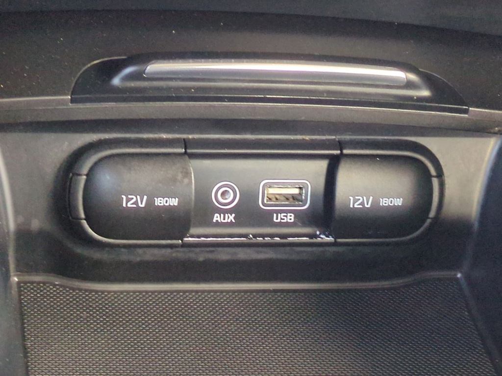 Thumbnail: 2020 Kia Optima - 31