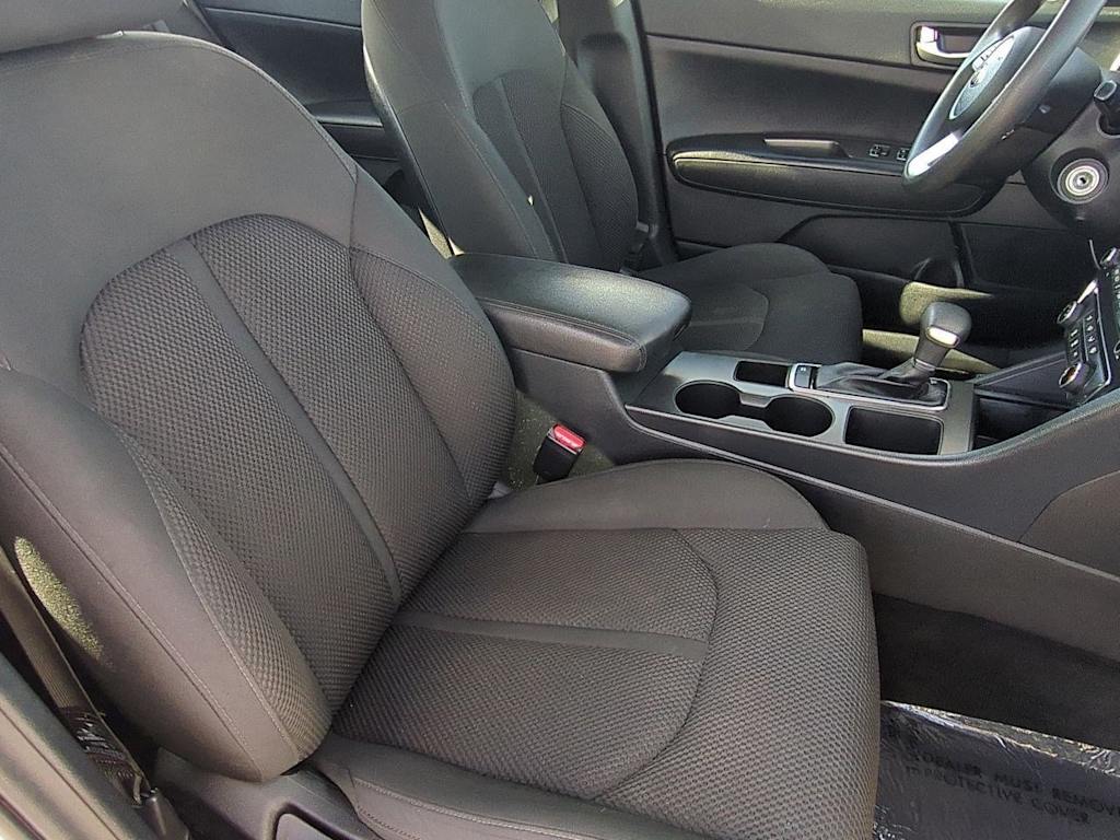 Thumbnail: 2020 Kia Optima - 26