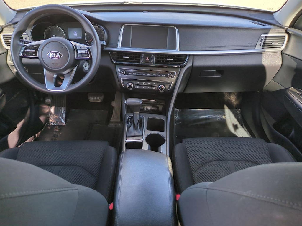 Thumbnail: 2020 Kia Optima - 8