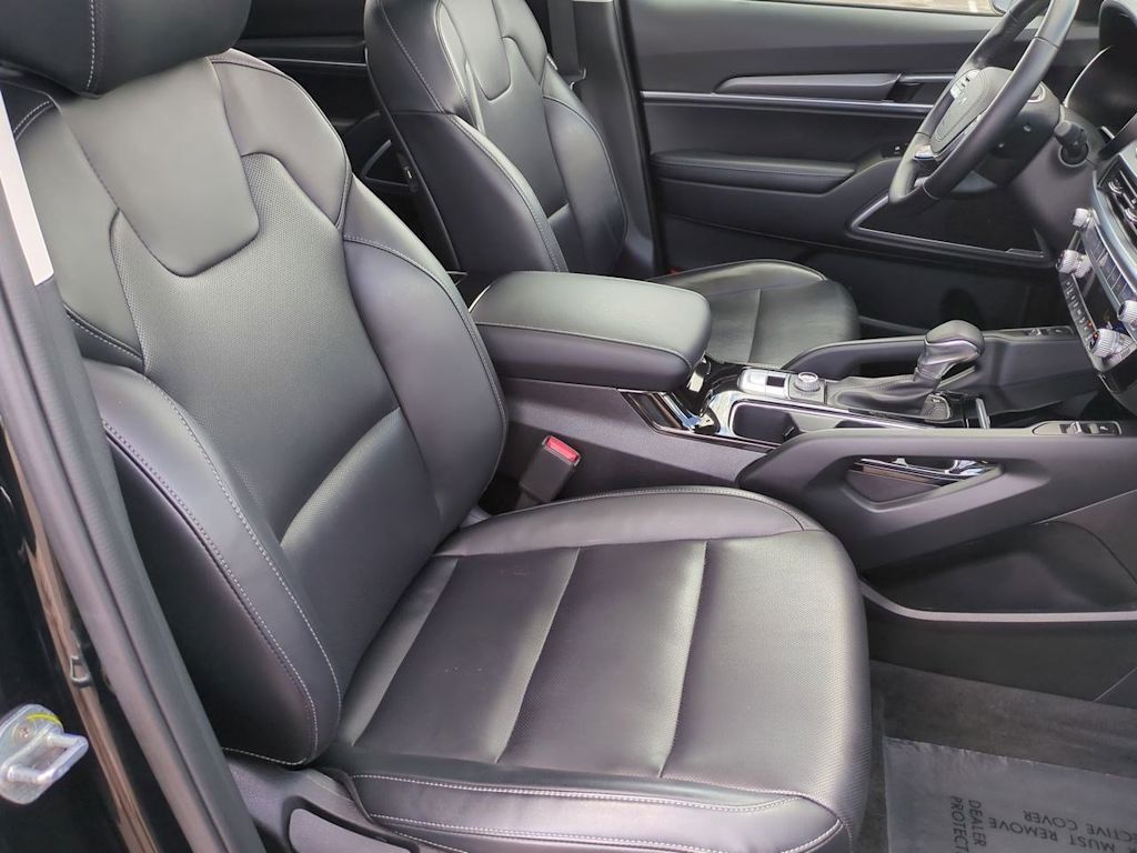 Thumbnail: 2022 Kia Telluride - 11