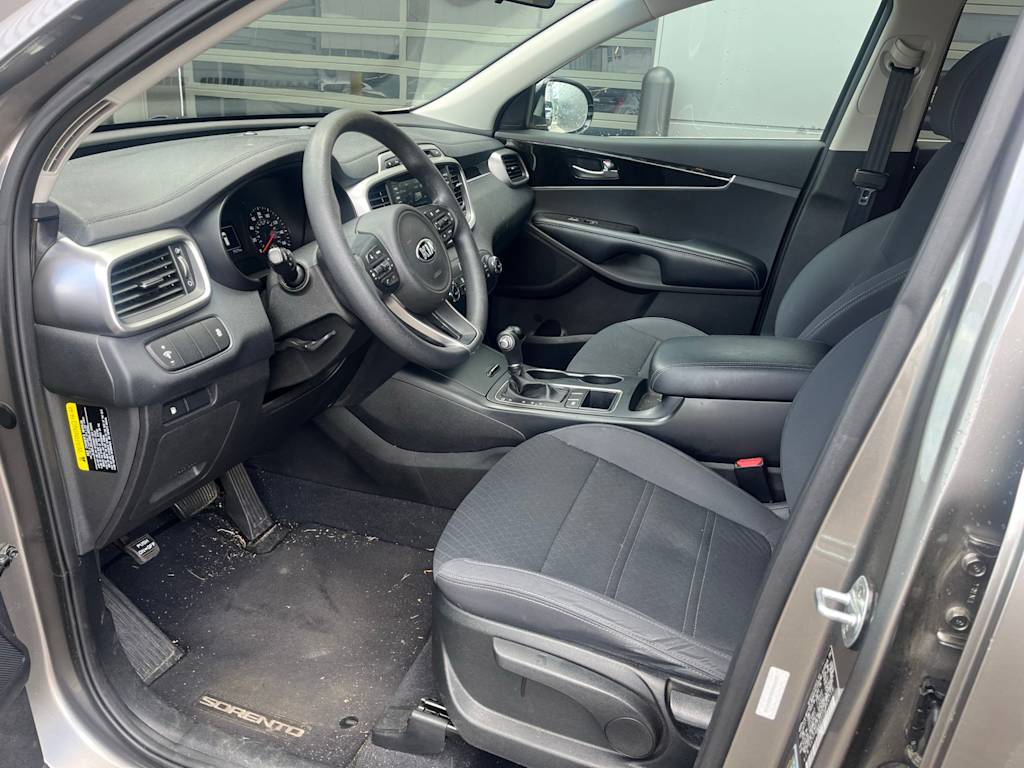 2018 Kia Sorento LX 6