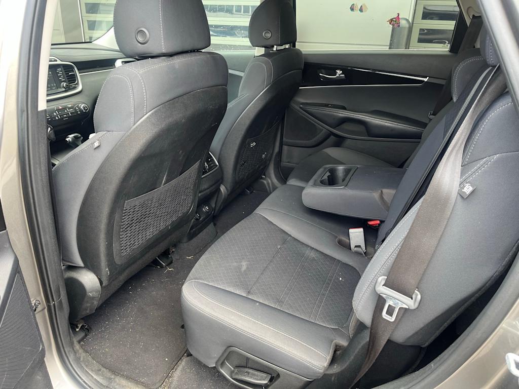 2018 Kia Sorento LX 7