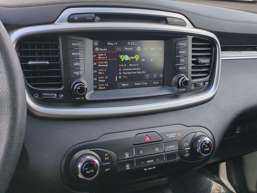 Thumbnail: 2018 Kia Sorento - 14