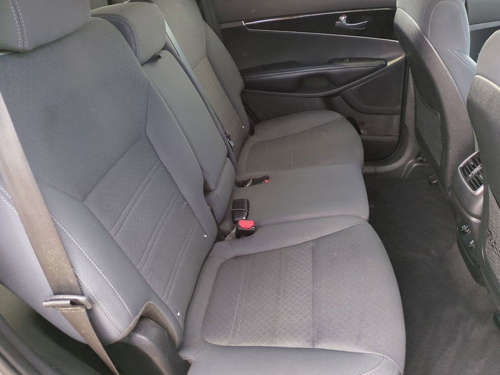 Thumbnail: 2018 Kia Sorento - 26