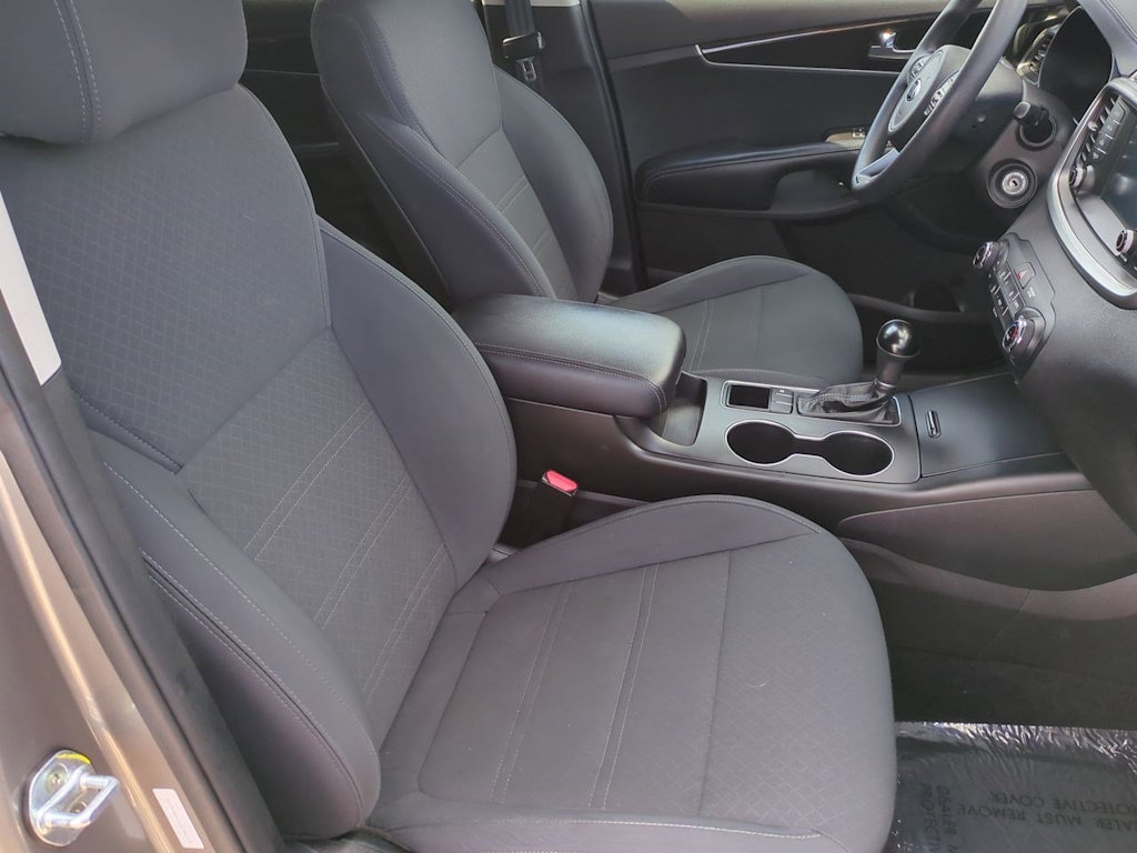 Thumbnail: 2018 Kia Sorento - 11