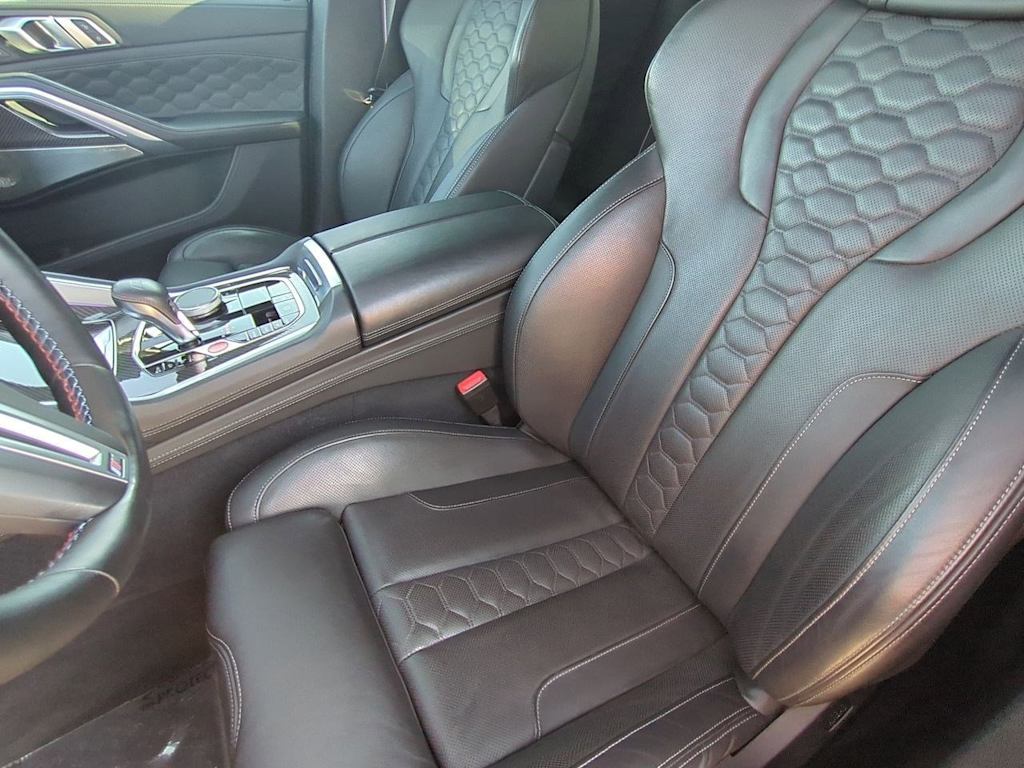 Thumbnail: 2023 BMW X6 - 11