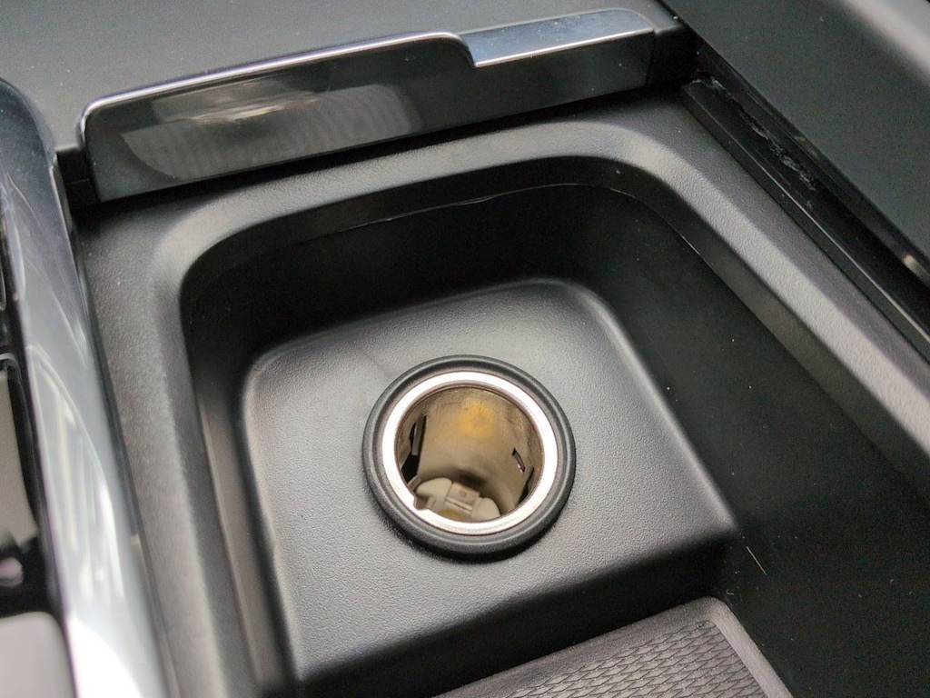 Thumbnail: 2024 Volvo S60 - 35