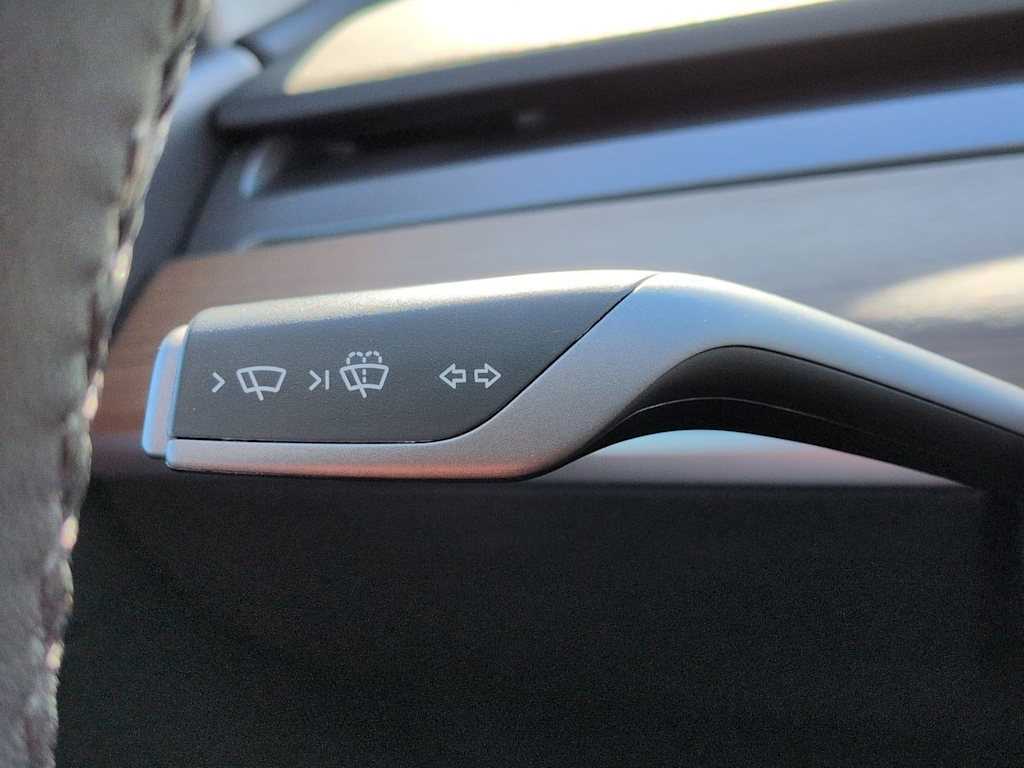 Thumbnail: 2022 Tesla Model Y - 29