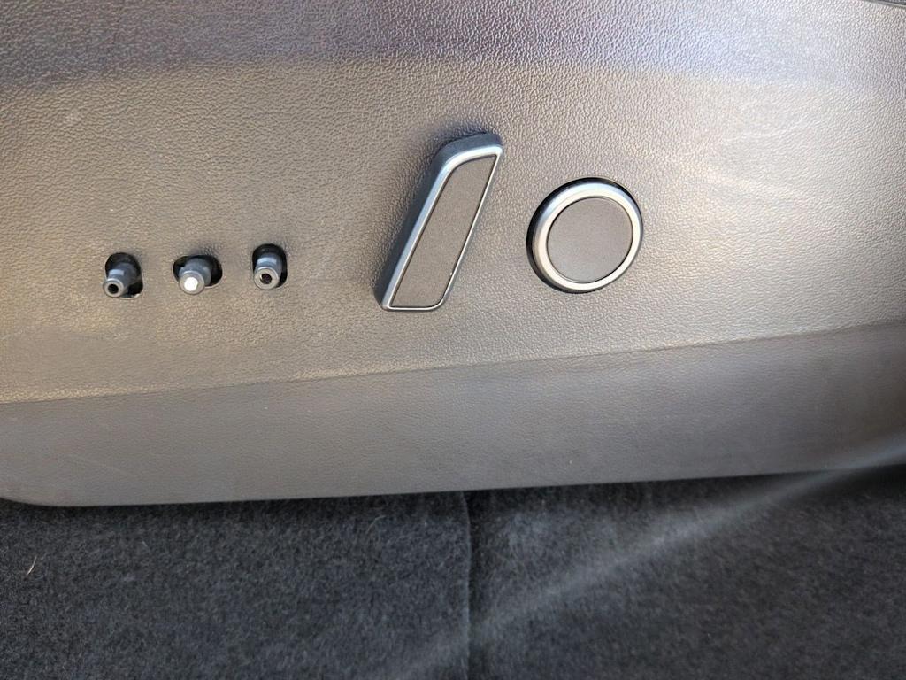 Thumbnail: 2022 Tesla Model Y - 22