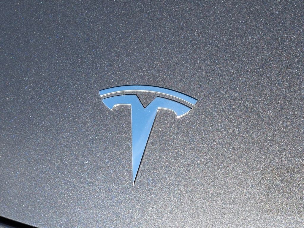 Thumbnail: 2022 Tesla Model Y - 17
