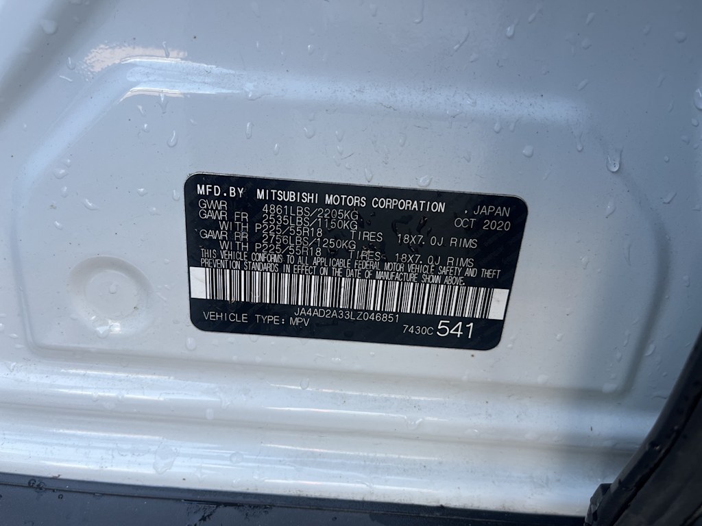 Thumbnail: 2020 Mitsubishi Outlander - 15