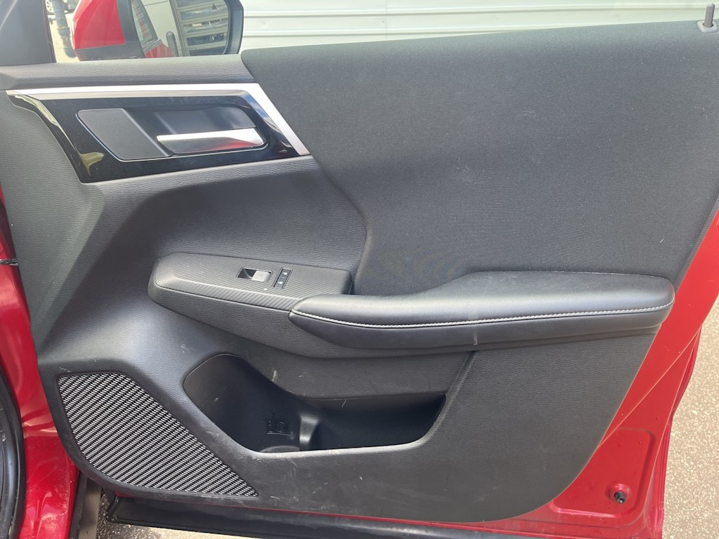 Thumbnail: 2022 Mitsubishi Outlander - 19