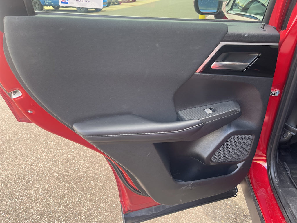 Thumbnail: 2022 Mitsubishi Outlander - 22