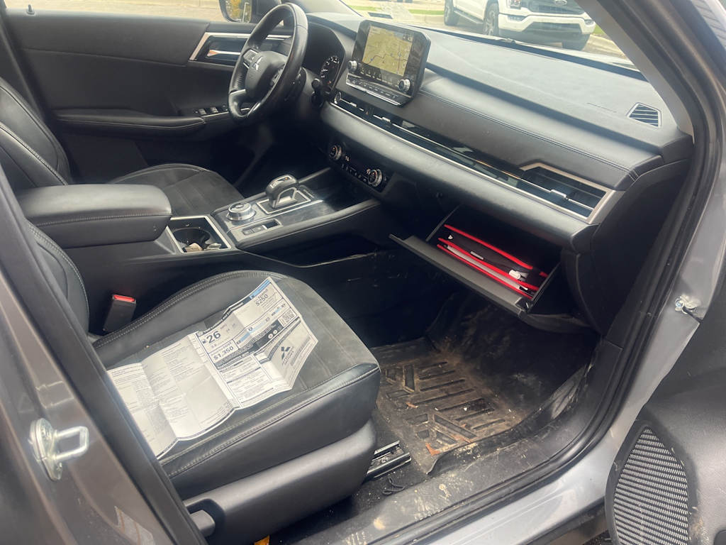 Thumbnail: 2022 Mitsubishi Outlander - 7