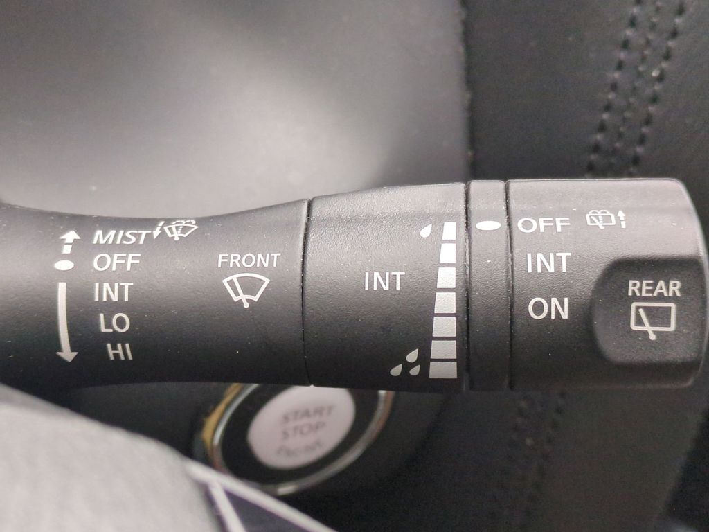 Thumbnail: 2022 Nissan Armada - 33