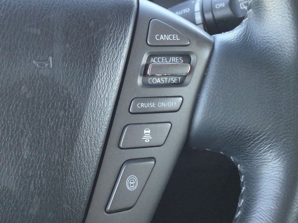 Thumbnail: 2017 Nissan Armada - 33