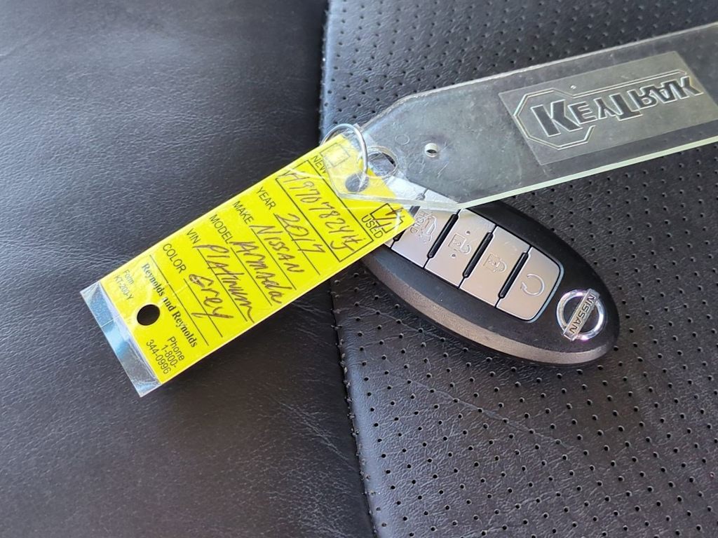 Thumbnail: 2017 Nissan Armada - 19