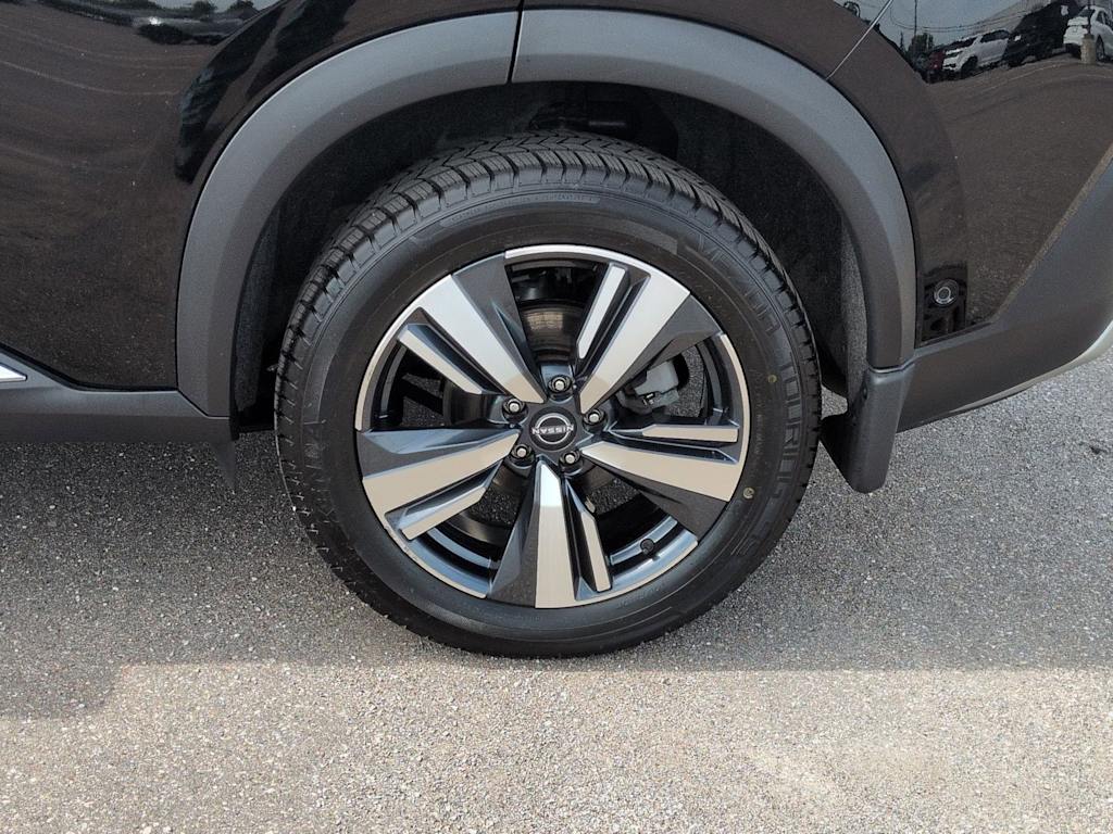 Thumbnail: 2023 Nissan Rogue - 8