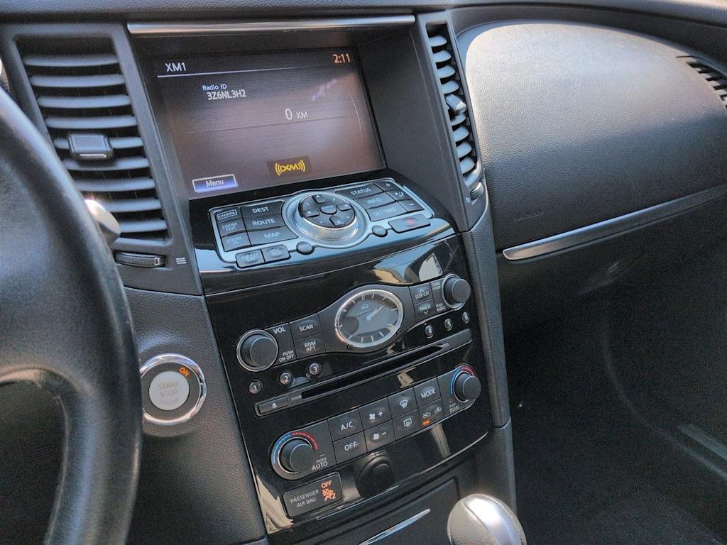 Thumbnail: 2017 INFINITI QX70 - 15