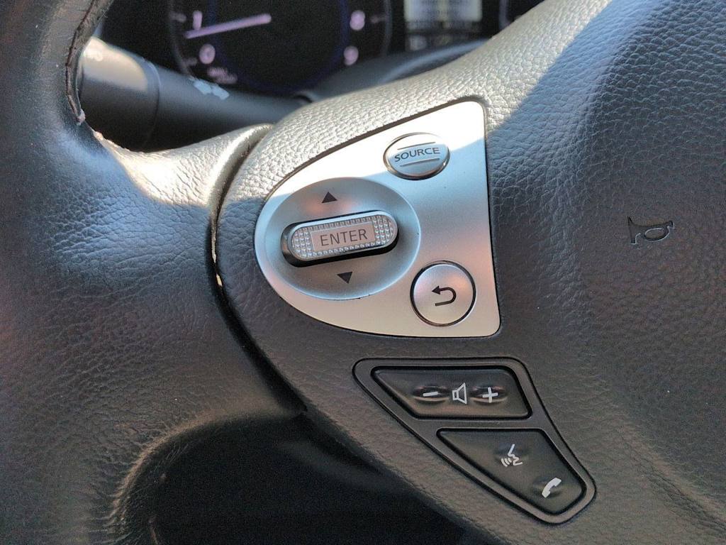 Thumbnail: 2017 INFINITI QX70 - 30