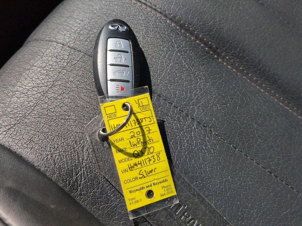 Thumbnail: 2017 INFINITI QX70 - 19