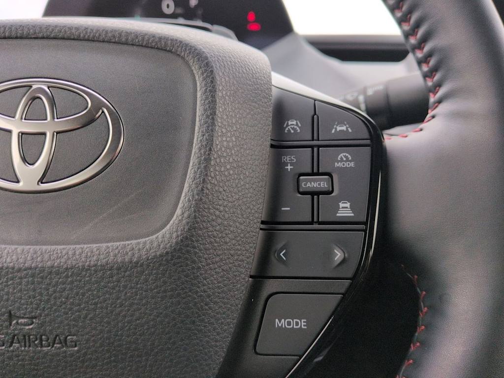 Thumbnail: 2023 Toyota Prius Prime - 29