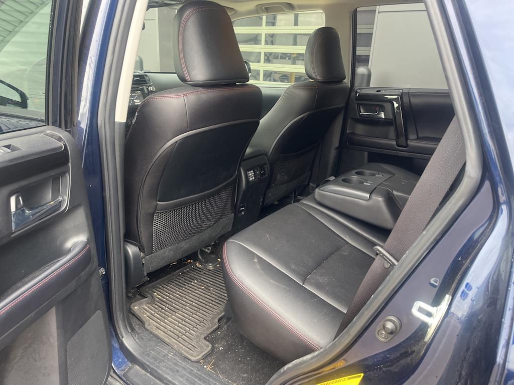 Thumbnail: 2018 Toyota 4Runner - 23