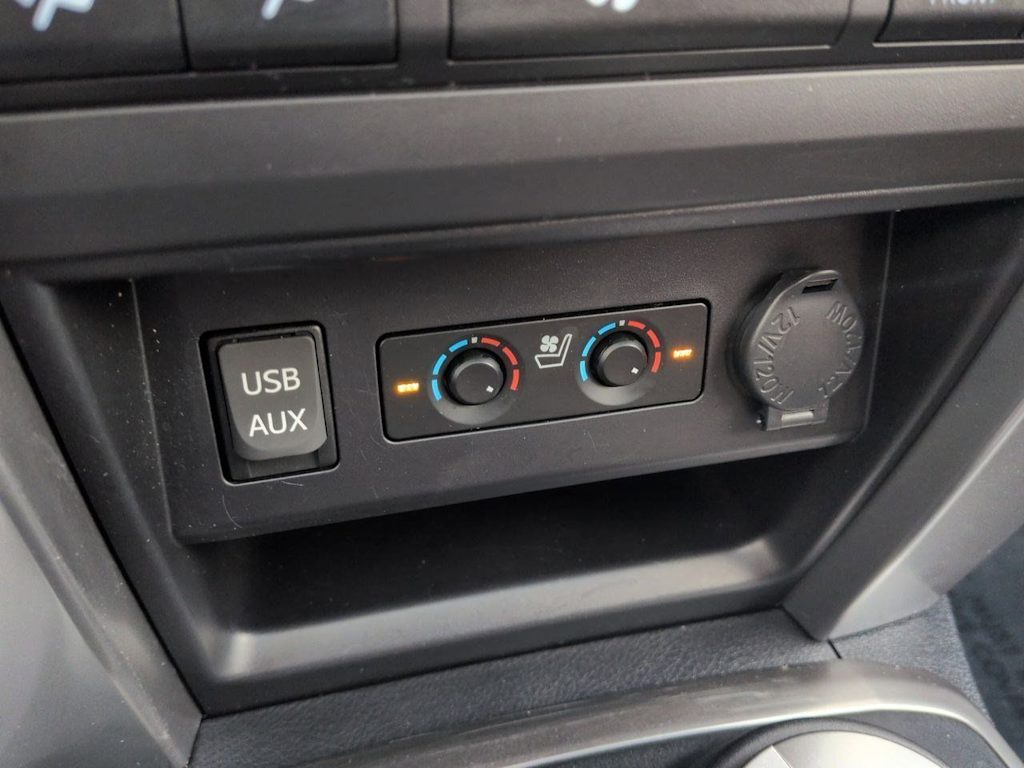 Thumbnail: 2018 Toyota 4Runner - 37