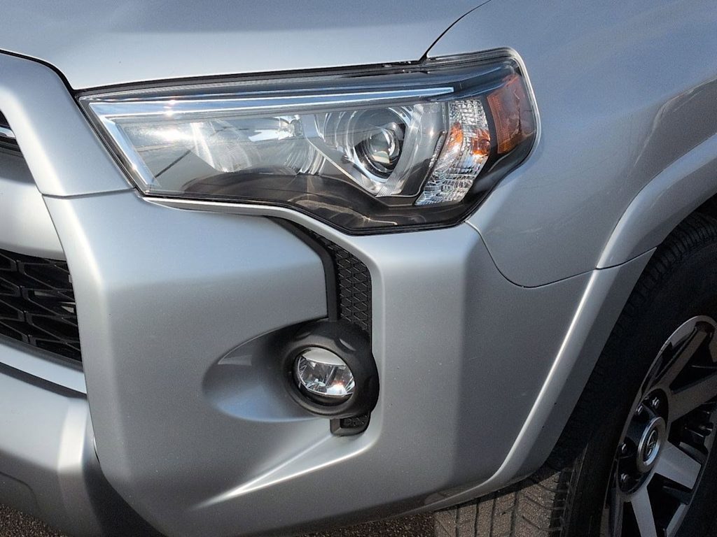 Thumbnail: 2024 Toyota 4Runner - 24