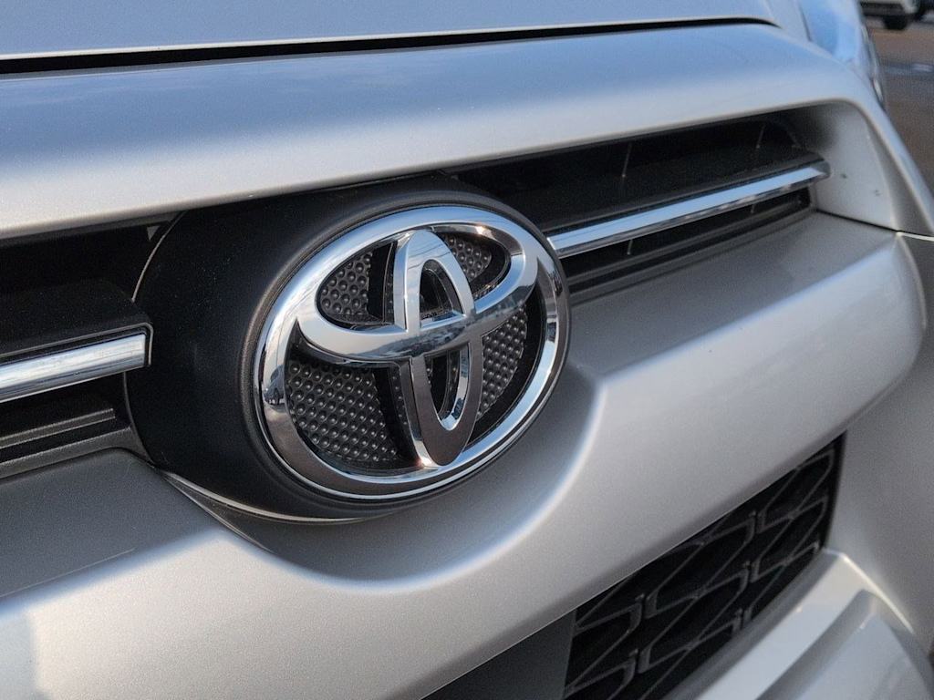 Thumbnail: 2024 Toyota 4Runner - 25