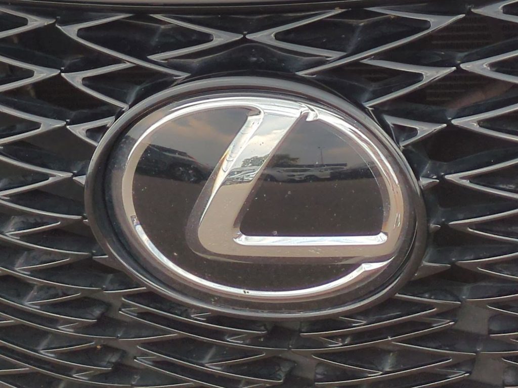Thumbnail: 2023 Lexus IS - 7