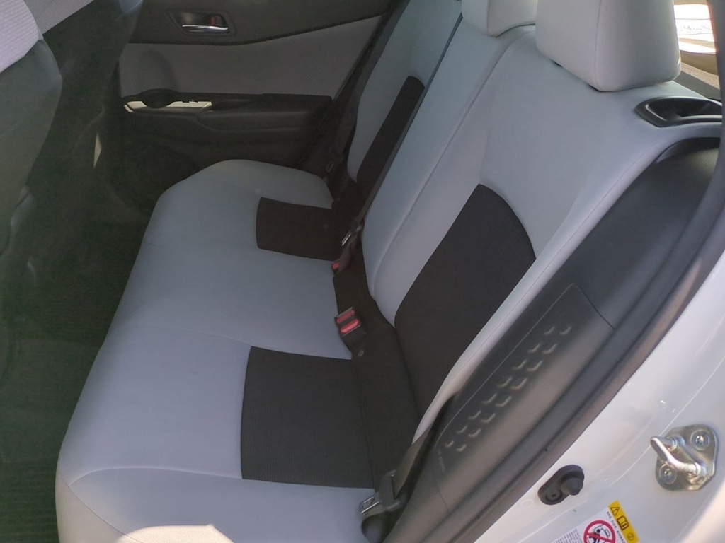 2019 Toyota C-HR LE 12